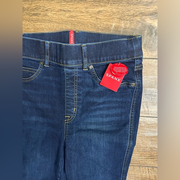 Spanx Flared Jeans in Midnight Shade XST - Picture 10 of 13